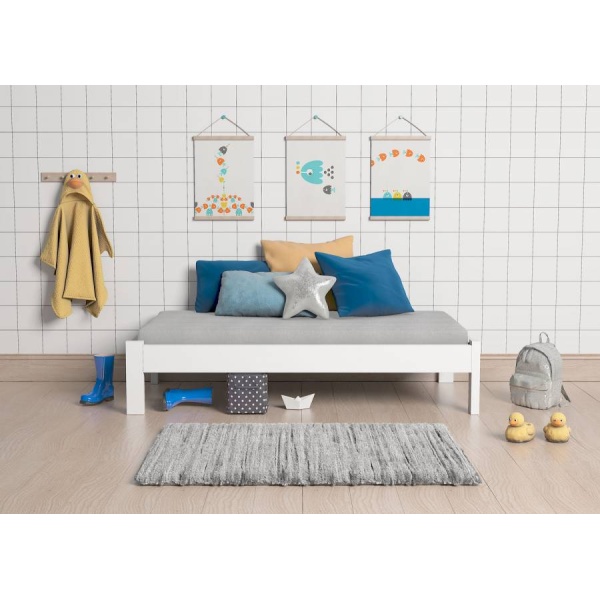 Slatted bed with board base