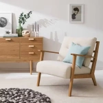 Casilio Natural wood chair