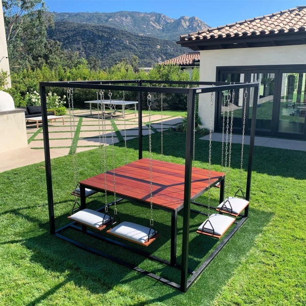 Tabswing 8 person modern design