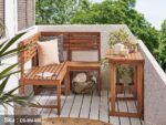 Diana corner made of beech wood, accommodates 4 people.