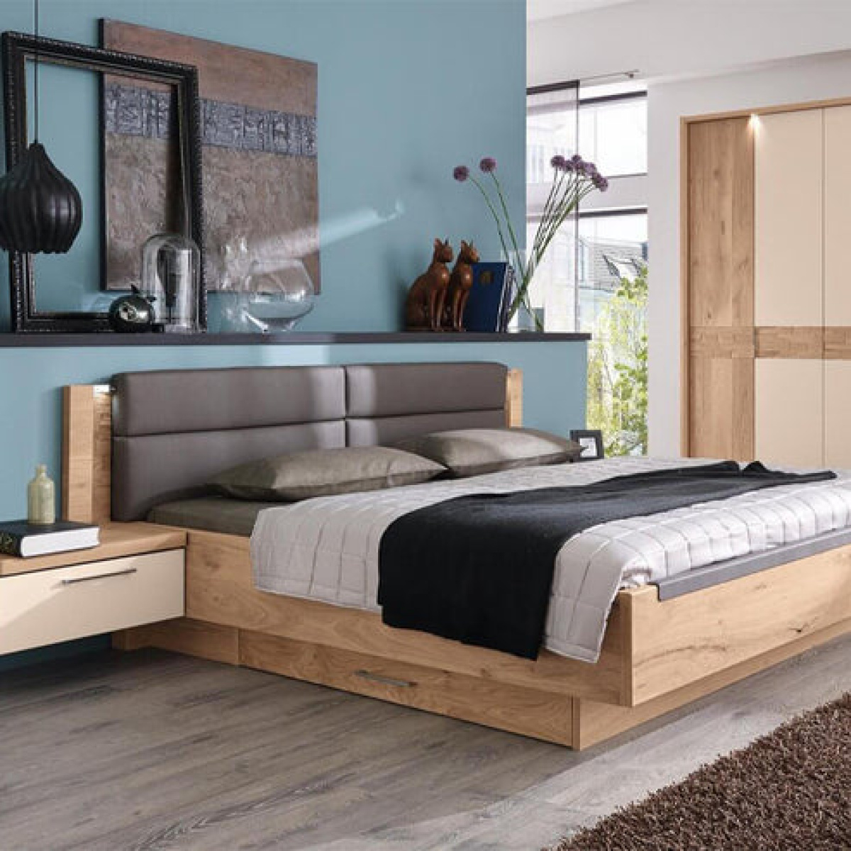 Disselkamp Minto Wood Heavy Bedroom Set - Image 1
