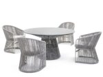Carter's dining set, 4 chairs and a table