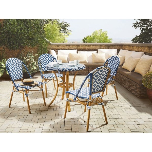 Rattan Victor dining set, 4 chairs and a table
