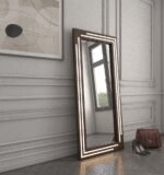 Valia wall mirror with light
