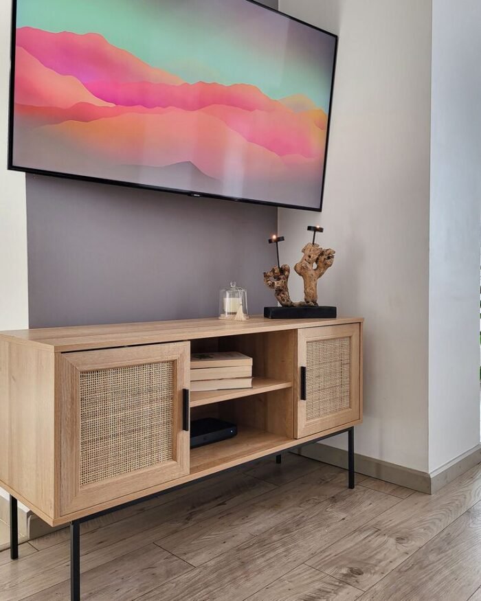 Boho Chic TV table - Image 7