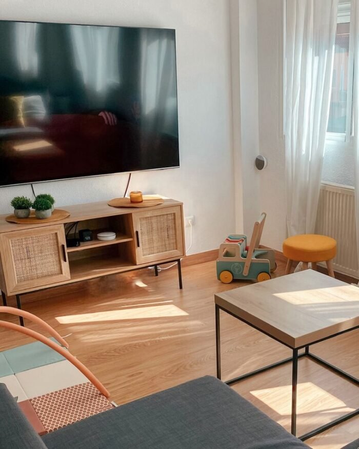 Boho Chic TV table - Image 8