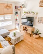 Boho Chic TV table - Image 9
