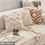 Linen cushion - RAZ-156
