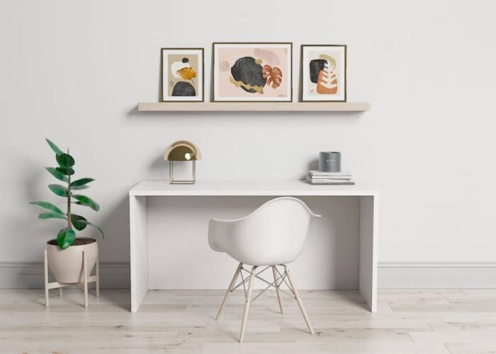 Study table 150 cm long - Image 1
