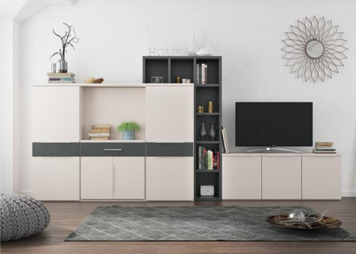 Living room with pull-out table and folding double bed - Image 3
