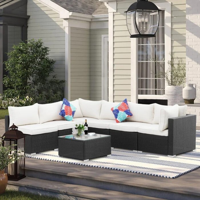 VIP corner can accommodate 6 people - Image 1