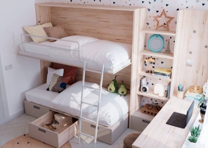 Bedroom with high folding bed - Image 1