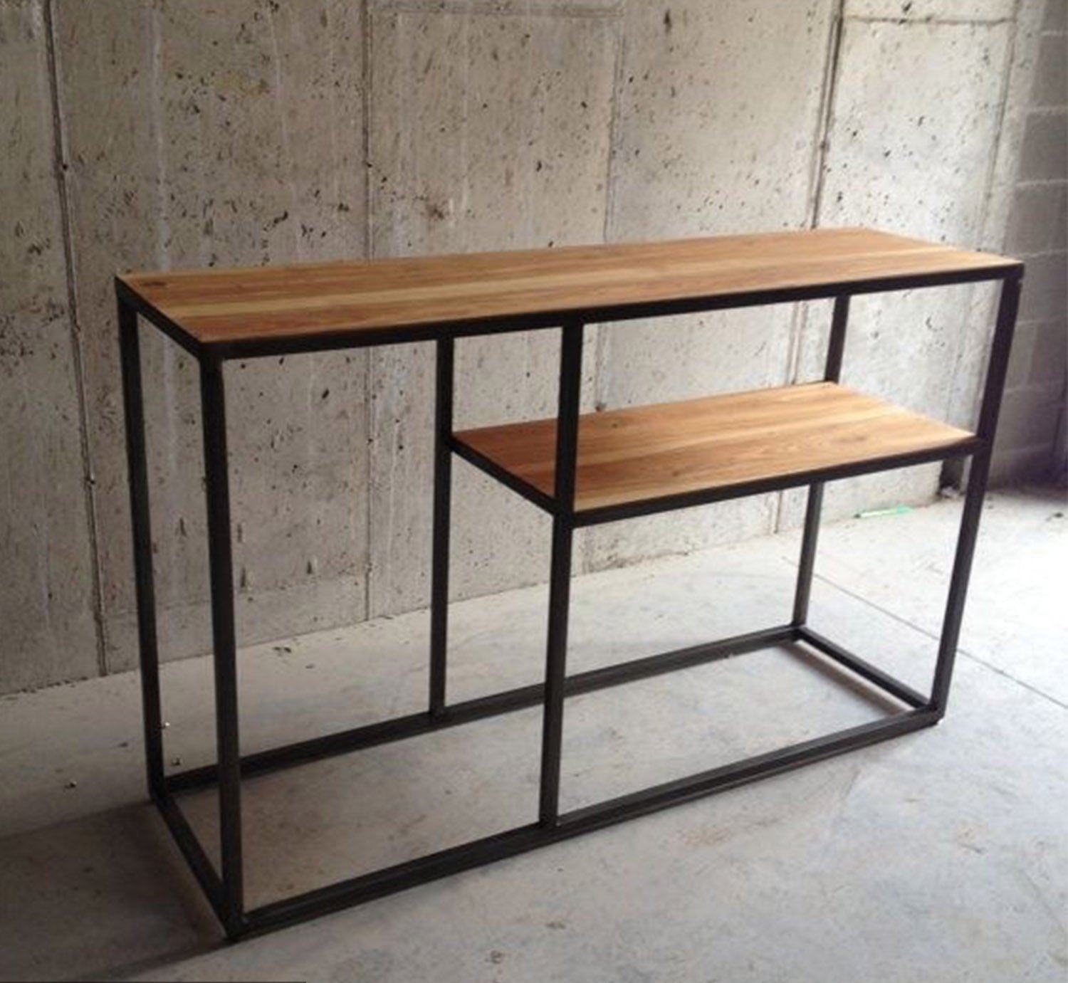 Zanda console with electrostatic paint and MDF wood - Image 1