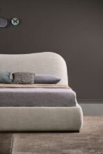 Upholstered king size bed with curved headboard With a Storage bed - Image 6